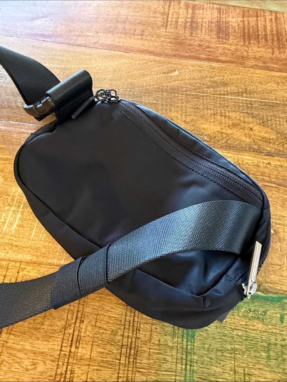 Lululemon Black Everywhere Belt Bag NWOT - Picture 2 of 5